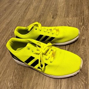 Adidas Men running shoes yellow